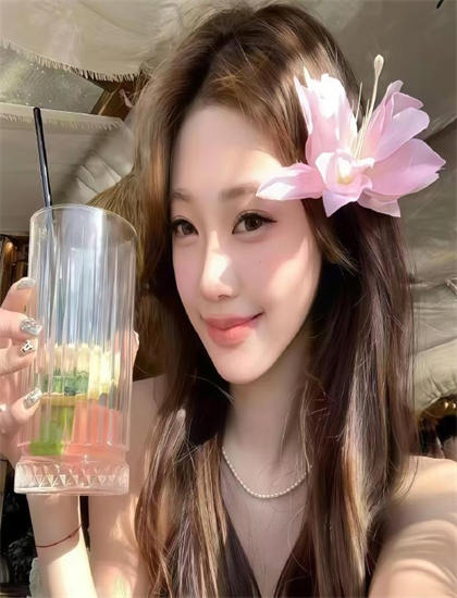 电影经典《卢娜》的文化内涵与社会意义 ——电影爱好者的必读指南